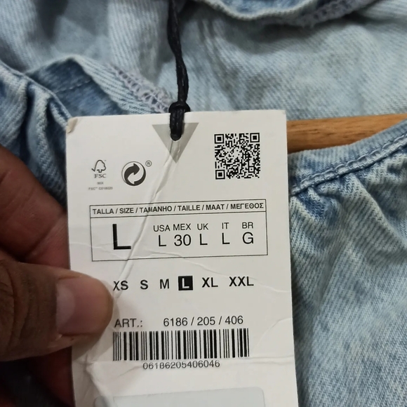 Zara - Picture 4 of 4